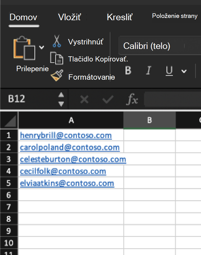 Tento príklad CVS súboru zobrazuje jeden stĺpec A, ktorý obsahuje e-mailové adresy, zatiaľ čo ostatné bunky neobsahujú žiadne ďalšie informácie.