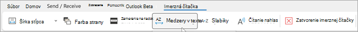 Snímka obrazovky pása s nástrojmi imerznej čítačky v počítačovej verzii Outlooku. Zľava doprava sú možnosti šírka stĺpca, farba strany, zameranie na riadok, medzery v texte, slabiky, čítanie nahlas, zatvorenie imerznej čítačky