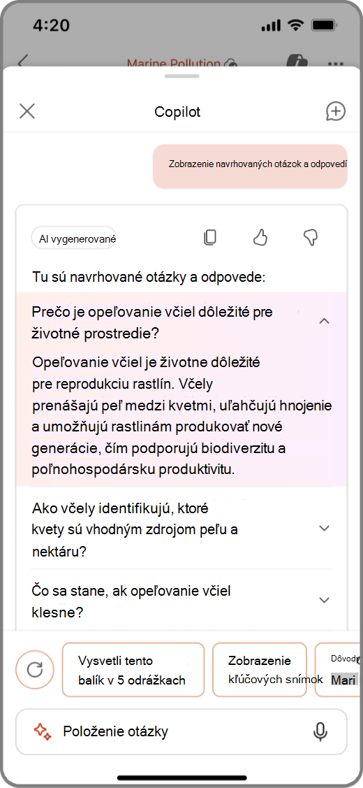 Snímka obrazovky Copilota v PowerPointe v zariadení so systémom iOS s navrhovanou otázkou Q&As