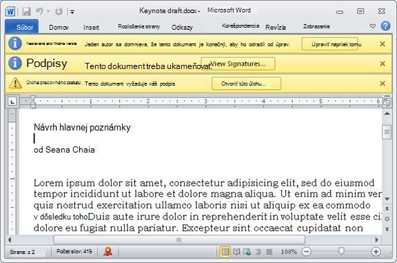 Položka na revíziu s tromi panelmi hlásení