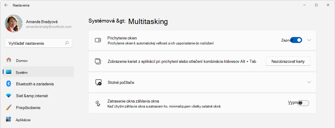 Snímka obrazovky s nastaveniami > Multitasking systému > .