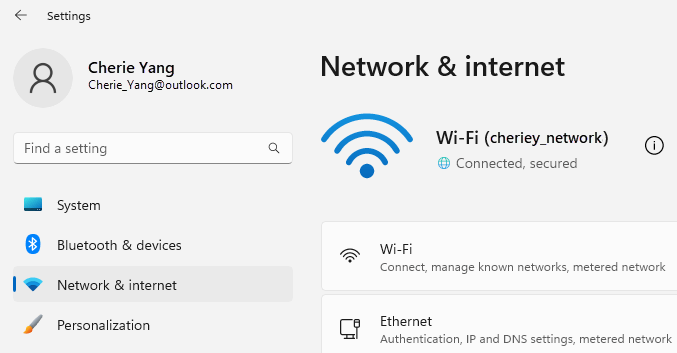Prikaže stran z nastavitvami, na kateri je izbrana možnost »Omrežje & internet«, tako da so Wi-Fi prikazane nastavitve.