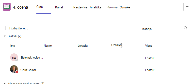 učitelj izbriše