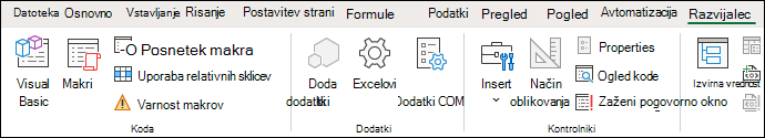 Posnetek zaslona, na katerem je prikazana skupina »Koda« na zavihku »Razvijalec«.