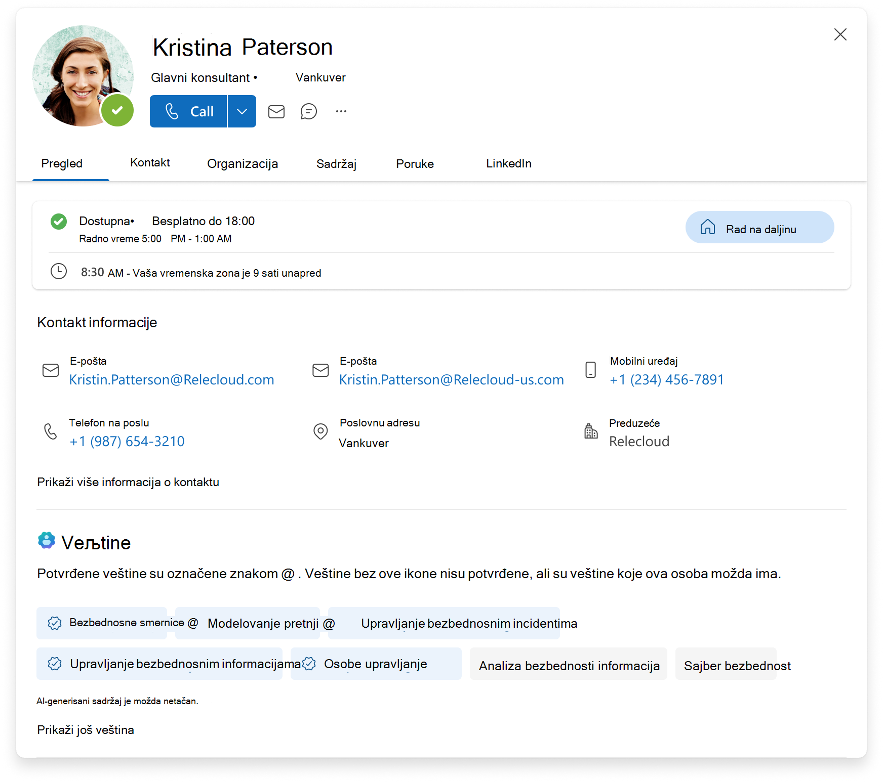 Snimak ekrana kartice Microsoft 365 profila, koja navodi pregled, kontakt informacije i listu potvrđenih i nepotvrđenih veština