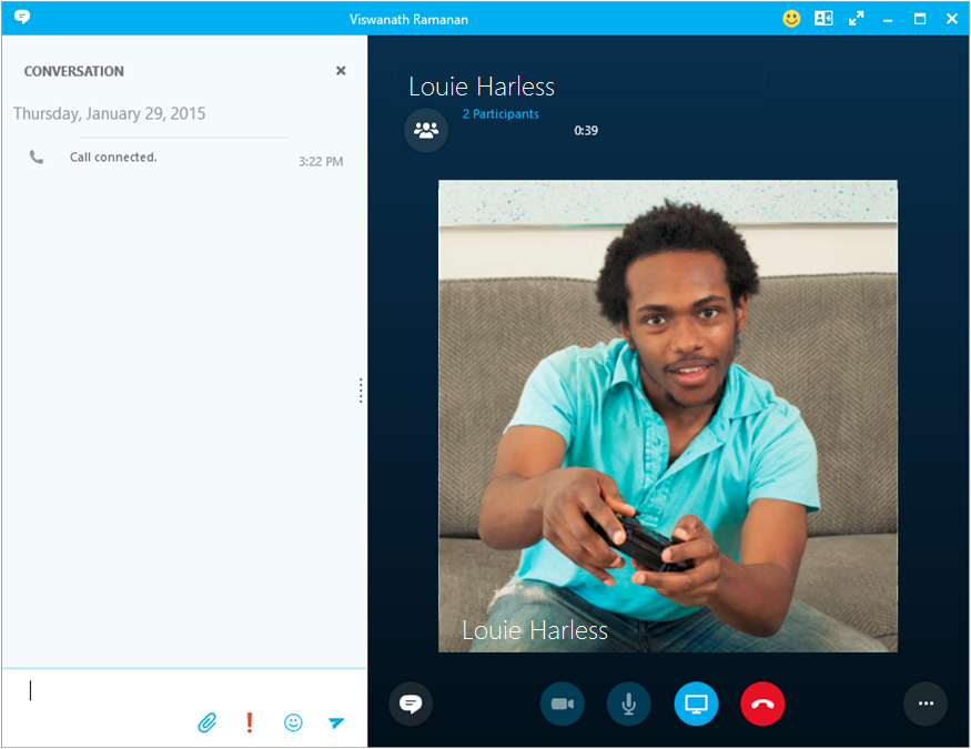 Možete da pošaljete trenutnu poruku drugoj osobi tokom Skype za posao/PBX poziva sa stonog telefona.