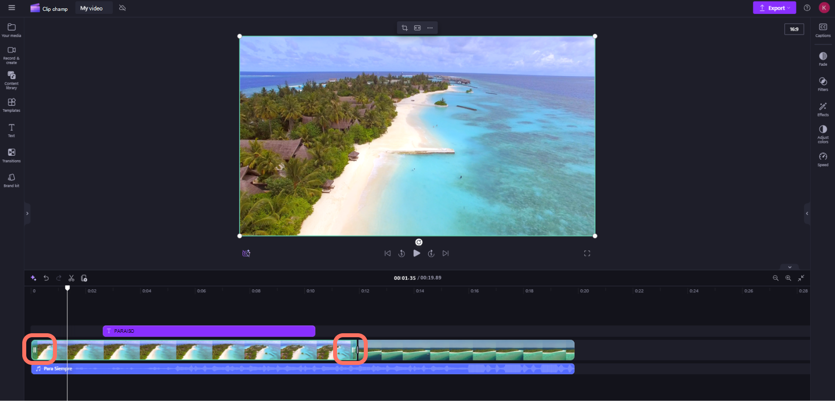 En skärmbild av en Clipchamp för personliga konton som användaren justerar längden på ett videoklipp på tidslinjen.