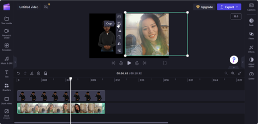 En skärmbild av en Clipchamp redigeringssida som visar beskärningsknappen i det flytande verktygsfältet för att justera videon till en delad skärm.