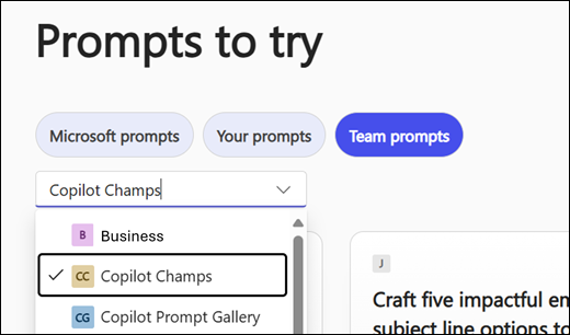 Avsnittet för teamprompter i Promptgalleri för Copilot med ett team markerat för att visa de prompter som har delats med teamet.