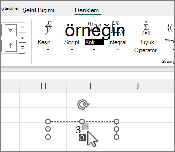Elektronik tabloda kareler ve değerler içeren denklem