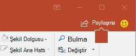 PowerPoint 2016’daki şeritte yer alan Paylaş düğmesi