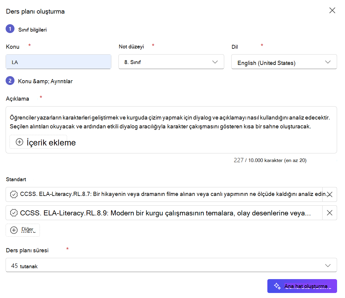 Microsoft Teams'de konu, sınıf düzeyi, dil, açıklama, standartlar ve ders süresi gibi gerekli alanları gösteren bir ders planı oluşturma formu.