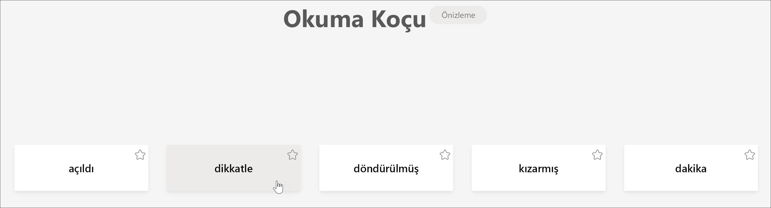 imleç sözcüğün üzerinde dikkatlice gezinirken bir öğrencinin en çok zorlandığı 5 sözcüğü gösteren okuma koçunun öğrenci görünümünün ekran görüntüsü