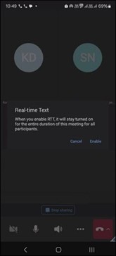 Android cihazın alt kısmında RTT paneli bulunan Teams toplantı penceresi.