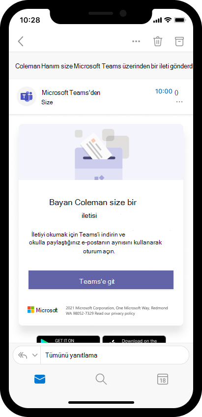 Mobil cihazda ebeveyni Teams'de eğitimci iletisini açmaya davet eden e-postanın ekran görüntüsü.