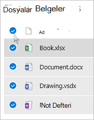 OneDrive’da tüm dosyaların ve klasörlerin seçildiği ekran görüntüsü
