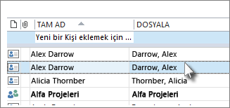 CTRL tuşunu basılı tutup silmek istediğiniz her bir kişiye tıklayın