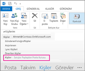 Paylaşılan kişiler listesi Outlook'taki Kişiler Bölmesinde gösterilir.