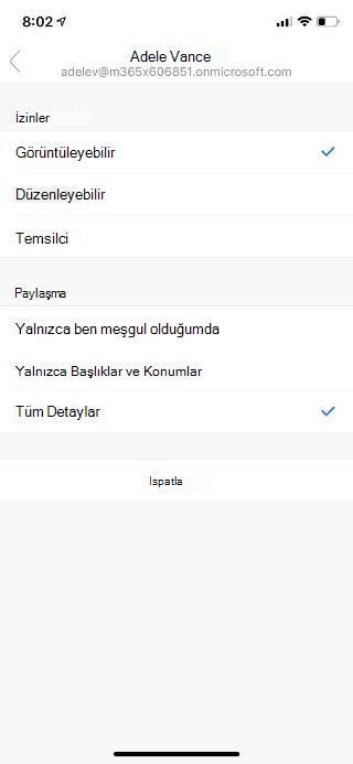 Üstte bir kişinin adı ve aşağıda listelenen izin seçenekleri ve paylaşım seçenekleriyle bir mobil ekran gösteriliyor.