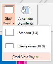 Slayt Boyutu menüsünden Özel Slayt Boyutu’na tıklayın.