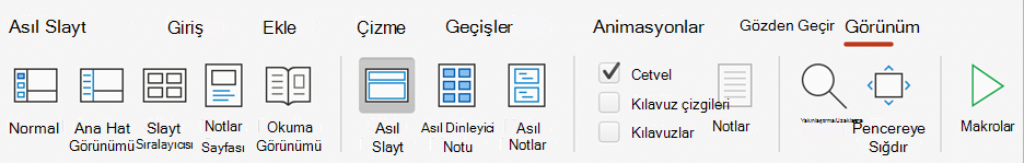 Şeritteki PowerPoint Asıl Slayt düğmesi