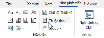 Tab Nhà phát triển với nút thuộc tính điều khiển được chọn