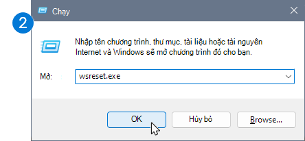 Ảnh chụp màn hình hiển thị logo và dấu nhắc lệnh.