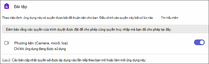 Ảnh chụp màn hình cài đặt Teams sau khi chọn Quyền ứng dụng. một cài đặt có tên là Phương tiện được hiển thị khi bật nút bật.