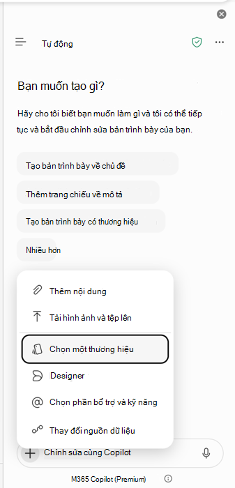 Ảnh chụp màn hình hiển thị điểm nhập Chọn thương hiệu trong PowerPoint Copilot.