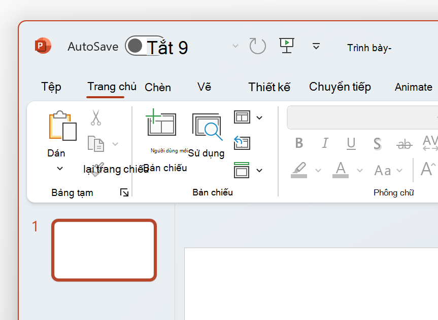 Ảnh chụp màn hình trên cùng bên trái của PowerPoint với chủ đề Trắng.