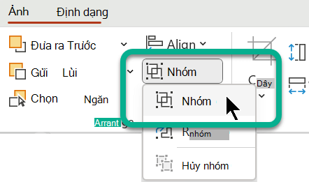 Trên tab Định dạng Ảnh, các tùy chọn gộp nhóm nằm trong phần Sắp xếp.