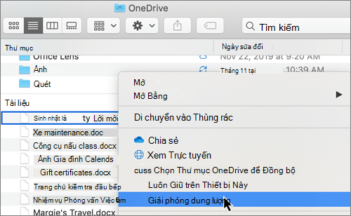Ảnh chụp màn hình oneDrive Files chọn Theo Yêu cầu trong Finder trên máy Mac