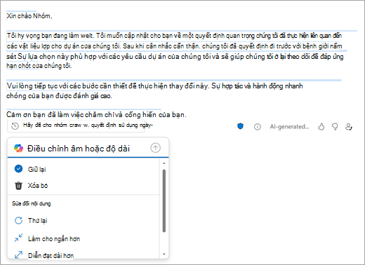 Hiển thị trang thư Outlook mới với bản nháp do Outlook tạo. Bên dưới bản nháp là các tùy chọn để giữ, bỏ hoặc thay đổi bản nháp.