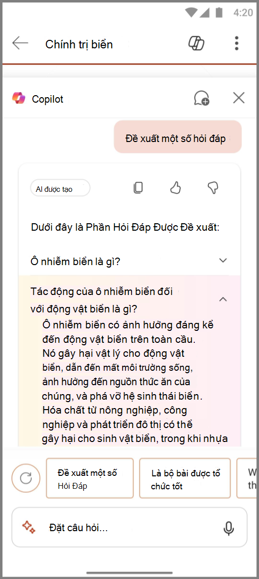 Ảnh chụp màn hình của Copilot trong PowerPoint trên Android với kết quả của lời nhắc Đề xuất một&Q như