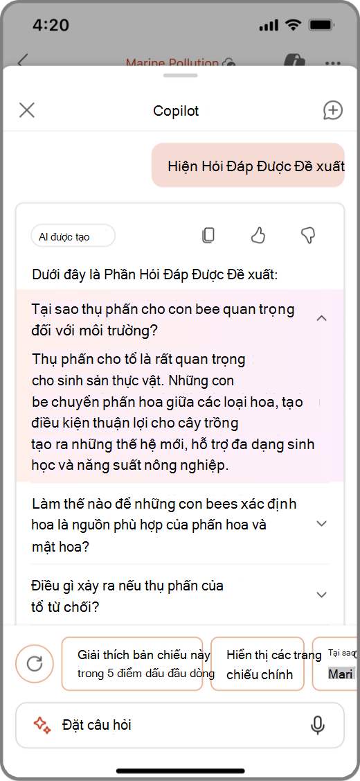 Ảnh chụp màn hình của Copilot trong PowerPoint trên thiết bị chạy iOS với tùy chọn Hỏi&Dưới dạng