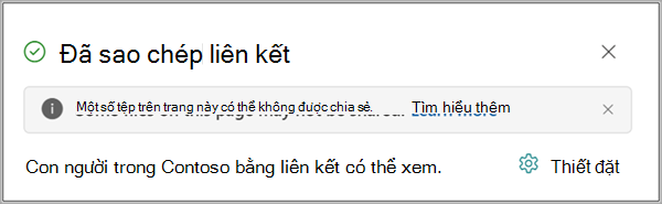 Menu chia sẻ với trang Chia sẻ, Sao chép liên kết vào trang, Gửi đến email và các tùy chọn Viva Engage.