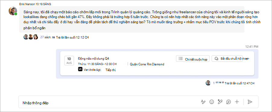 Ảnh chụp màn hình hiển thị cuộc trò chuyện cuộc họp theo chuỗi trong kênh Microsoft Teams.