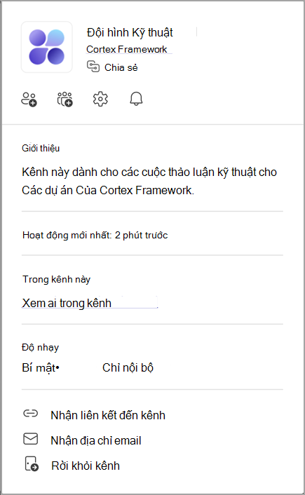 Ảnh chụp màn hình thẻ kênh. Trỏ đến tên kênh để xem thẻ kênh của kênh đó.