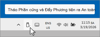 Ảnh chụp màn hình biểu tượng Tháo thiết bị USB an toàn trong khay thông báo.