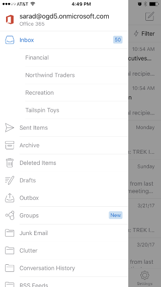 显示 Outlook 应用，其中“收件箱”位于列表顶部，“组”选项位于列表下方。